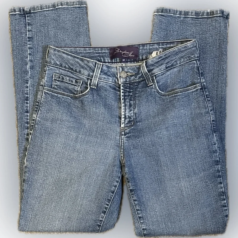 NYDJ Straight Leg Rhinestone Embellished Jeans size 4P - Picture 2 of 14
